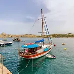 Seaside Escape 1-bed Maisonette Near Sea * Sliema