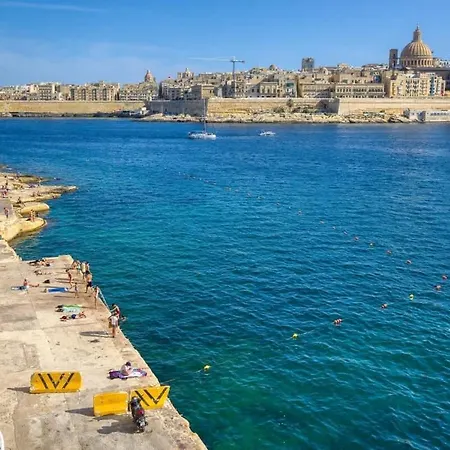Holiday home Seaside Escape 1-bed Maisonette Near Sea Sliema
