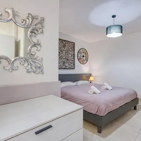 Seaside Escape 1-bed Maisonette Near Sea Holiday home